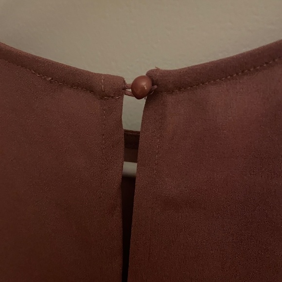 🌸 EUC 🌸Shein Beautiful Plum short sleeve blouse with tie at waist - size 6/M - Picture 8 of 11